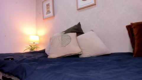  Caroline  online show from 28, 3, 2026