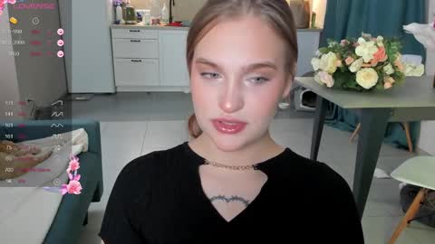 Caro online show from 3, 12, 2024