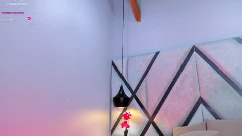 Caroline online show from 27, 1, 2025