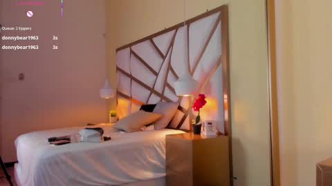 Caroline online show from 8, 10, 2025