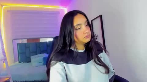 caroline_rodriguez_9 online show from 10, 9, 2025