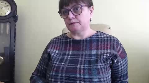 CarolineDream  online show from 18, 2, 2025