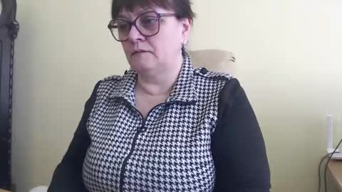 CarolineDream  online show from 19, 2, 2025