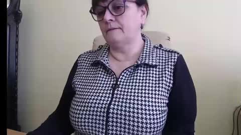 CarolineDream  online show from 21, 2, 2025