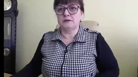 CarolineDream  online show from 28, 2, 2025