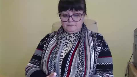 CarolineDream  online show from 11, 11, 2025