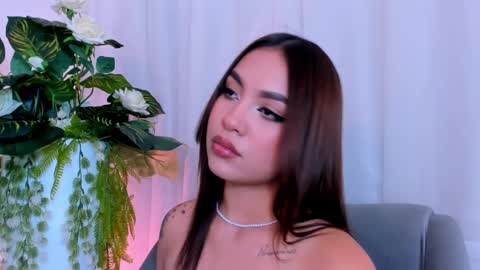 CarolineeGarcia online show from 5, 2, 2025