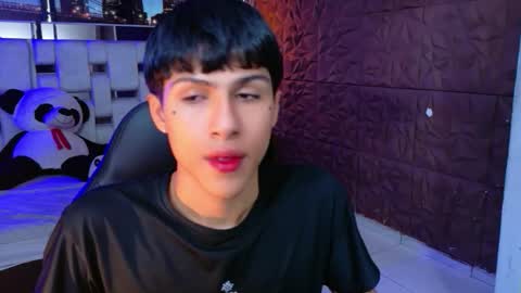 carolinejesh online show from 8, 1, 2026