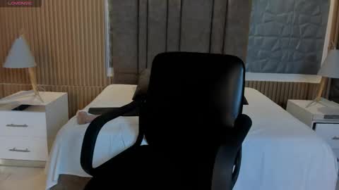 Caro  online show from 22, 11, 2025