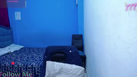 Snapshot of carolinhe_ chatting on 28, 5, 2026 Carolinhe online show from 28, 5, 2026