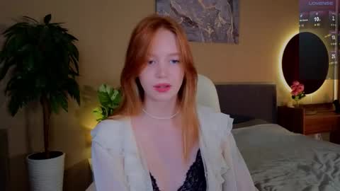 Snapshot of carolinnk chatting on 18, 9, 2025 Caro online show from 18, 9, 2025