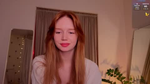 Snapshot of carolinnk chatting on 16, 12, 2025 Caro online show from 16, 12, 2025