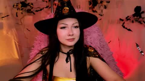 Snapshot of carolpatterson_ chatting on 28, 10, 2025 carolpatterson_ online show from 28, 10, 2025