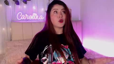 Snapshot of caromartiinnez chatting on 23, 10, 2025 online show from 23, 10, 2025