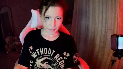 Snapshot of carysgs chatting on 3, 12, 2025 carysgs online show from 3, 12, 2025