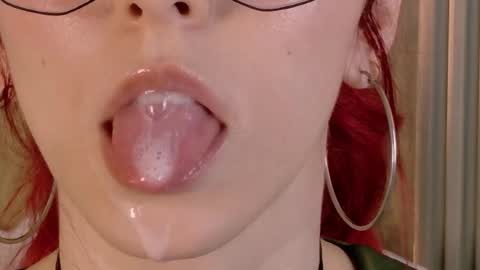 Casandra  online show from 28, 5, 2026