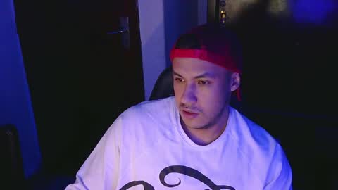 Snapshot of casas_oom chatting on 5, 12, 2024 online show from 5, 12, 2024