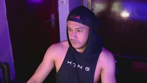 Snapshot of casas_oom chatting on 8, 12, 2024 online show from 8, 12, 2024