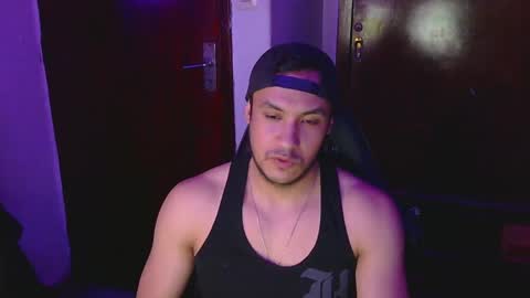 Snapshot of casas_oom chatting on 10, 1, 2025 online show from 10, 1, 2025