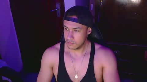 Snapshot of casas_oom chatting on 8, 2, 2025 online show from 8, 2, 2025