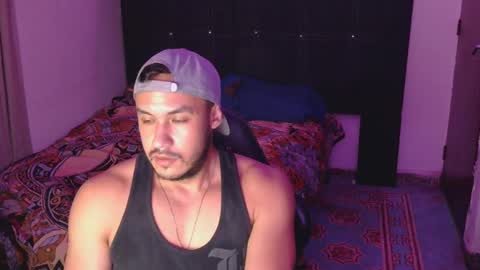 Snapshot of casas_oom chatting on 25, 9, 2025 online show from 25, 9, 2025