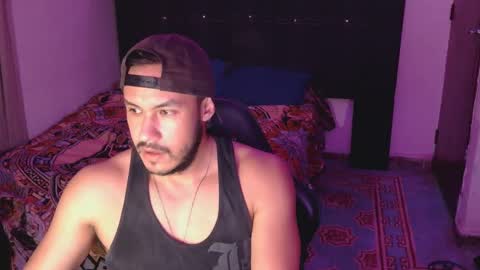 Snapshot of casas_oom chatting on 4, 10, 2025 online show from 4, 10, 2025