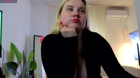 Casey Robbins online show from 27, 10, 2025