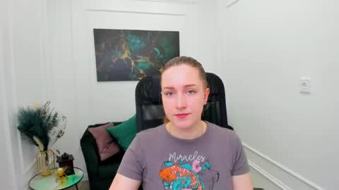 Snapshot of caseyterini chatting on 19, 4, 2026 Casey online show from 19, 4, 2026