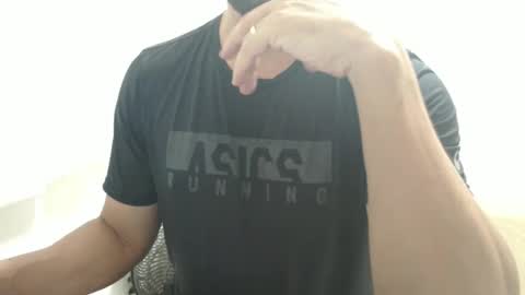 Snapshot of cashmastermuscle77 chatting on 30, 12, 2024 cashmastermuscle77 online show from 30, 12, 2024