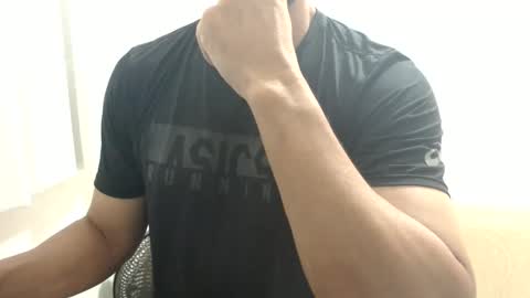 Snapshot of cashmastermuscle77 chatting on 31, 12, 2024 cashmastermuscle77 online show from 31, 12, 2024
