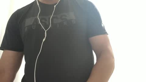 Snapshot of cashmastermuscle77 chatting on 7, 1, 2025 cashmastermuscle77 online show from 7, 1, 2025