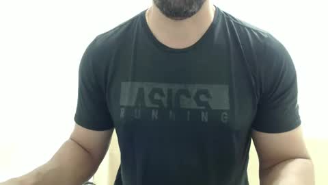 Snapshot of cashmastermuscle77 chatting on 14, 9, 2025 cashmastermuscle77 online show from 14, 9, 2025