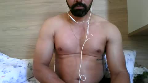 Snapshot of cashmastermuscle77 chatting on 28, 9, 2025 cashmastermuscle77 online show from 28, 9, 2025