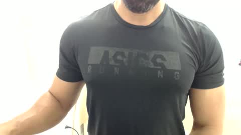 Snapshot of cashmastermuscle77 chatting on 10, 6, 2026 cashmastermuscle77 online show from 10, 6, 2026