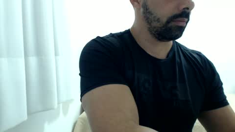 Snapshot of cashmastermuscle77 chatting on 18, 6, 2026 cashmastermuscle77 online show from 18, 6, 2026