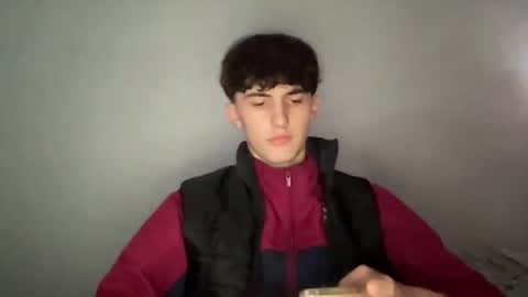 Snapshot of cashmasterparis chatting on 1, 10, 2025 cashmasterparis online show from 1, 10, 2025