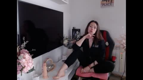 Snapshot of casperlove69 chatting on 5, 3, 2025 Alice online show from 5, 3, 2025