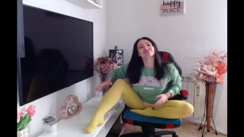 Snapshot of casperlove69 chatting on 26, 9, 2025 Alice online show from 26, 9, 2025