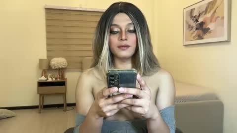 cassie online show from 17, 12, 2025