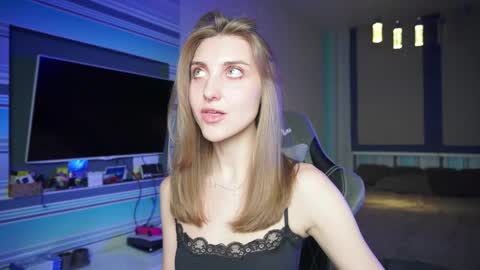 Seductress Cassia  FINDOM AND SADISM  NO NUDE online show from 18, 9, 2025