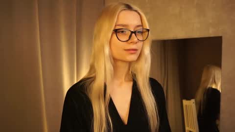 Cassie online show from 2, 3, 2025