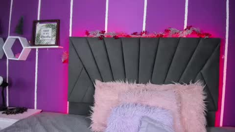 Snapshot of cassie_jones1 chatting on 18, 2, 2025 Cassie Jones online show from 18, 2, 2025