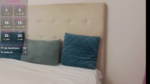 CassieHilton online show from 10, 9, 2025