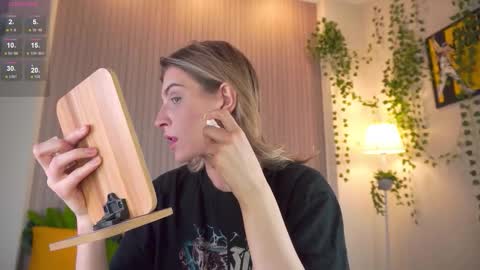 Im Cassie3 online show from 1, 3, 2026