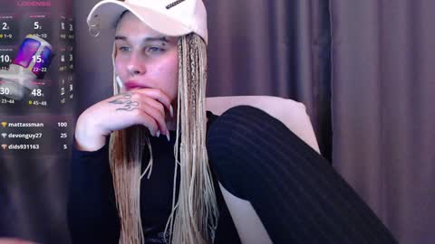 Snapshot of cassiemich chatting on 17, 12, 2024 Cassie online show from 17, 12, 2024