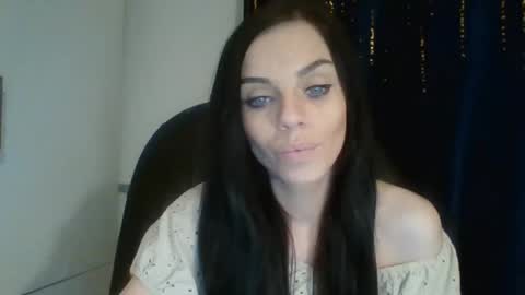 Cassie online show from 30, 10, 2025