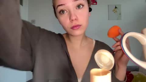 Snapshot of cassijent chatting on 27, 2, 2026 Olivia online show from 27, 2, 2026