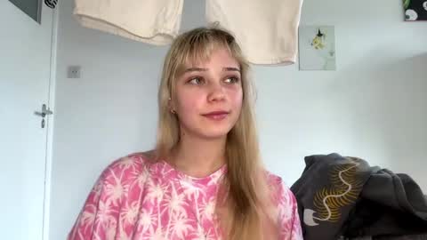 Olivia online show from 2, 4, 2026