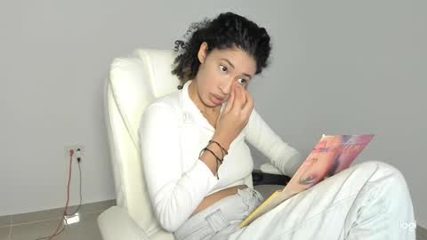 Snapshot of cassiophea_ chatting on 28, 9, 2025 Cami online show from 28, 9, 2025