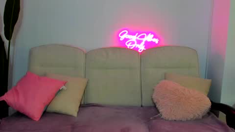 Snapshot of cassy_foxy chatting on 9, 4, 2026 cassy_foxy online show from 9, 4, 2026